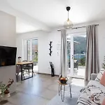 Honoris - Brand New - Private Parking - 90 M From The Beach- Terrace