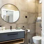 Honoris - Brand New - Private Parking - 90 M From The Beach- Terrace *