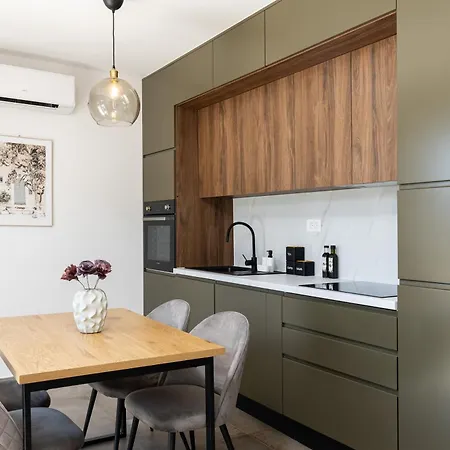 Honoris - Brand New - Private Parking - 90 M From The Beach- Terrace Apartman Slano