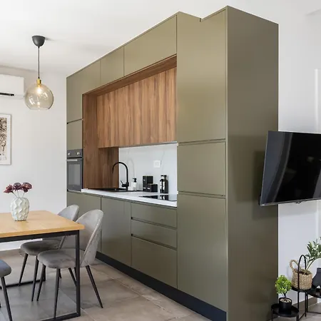 Apartman Honoris - Brand New - Private Parking - 90 M From The Beach- Terrace *