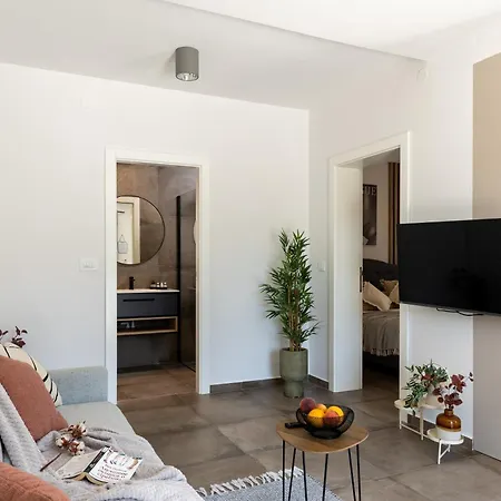 Honoris - Brand New - Private Parking - 90 M From The Beach- Terrace Apartman