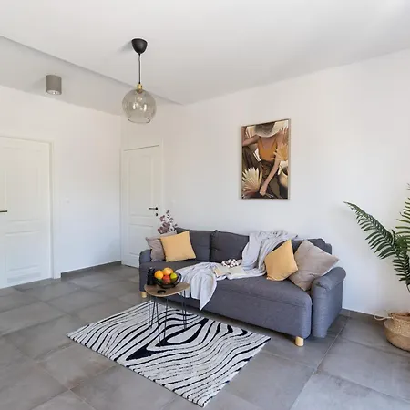 Honoris - Brand New - Private Parking - 90 M From The Beach- Terrace * Slano