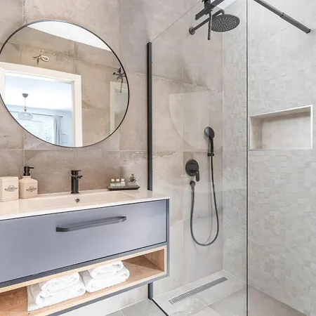 Honoris - Brand New - Private Parking - 90 M From The Beach- Terrace Apartment Slano