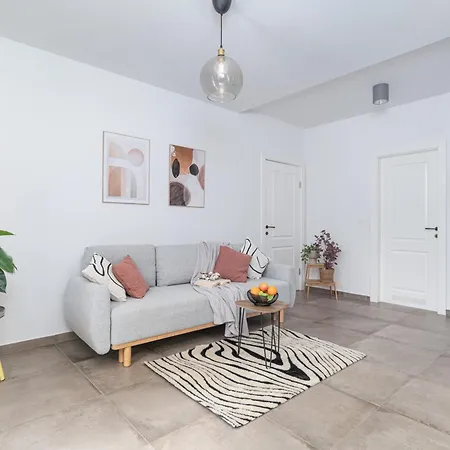 Honoris - Brand New - Private Parking - 90 M From The Beach- Terrace Apartment Slano