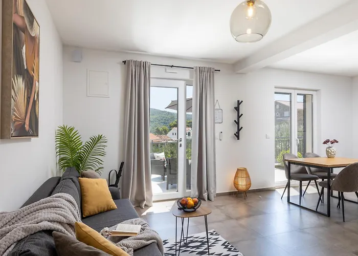 Honoris - Brand New - Private Parking - 90 M From The Beach- Terrace Apartament Slano