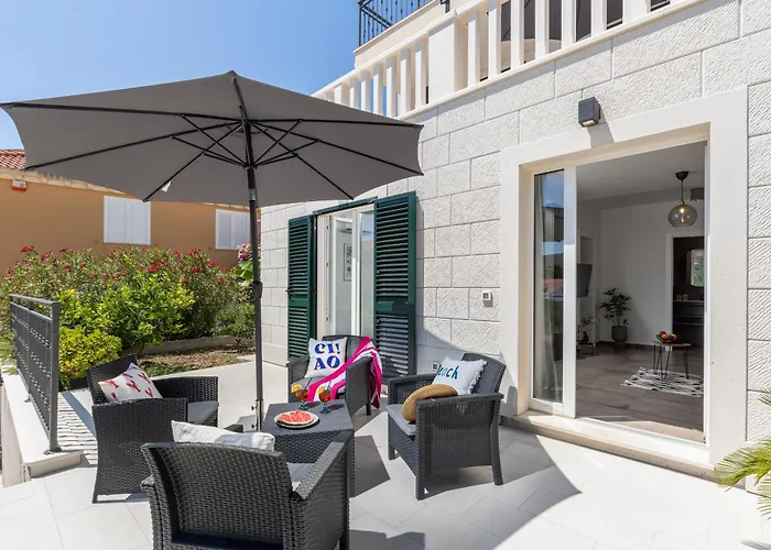Honoris - Brand New - Private Parking - 90 M From The Beach- Terrace Apartament *