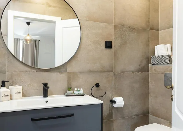 Honoris - Brand New - Private Parking - 90 M From The Beach- Terrace *