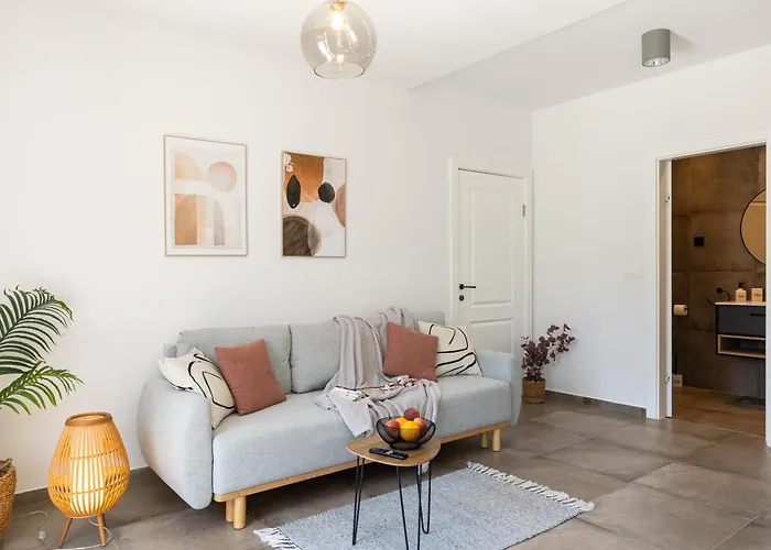 Honoris - Brand New - Private Parking - 90 M From The Beach- Terrace * Slano