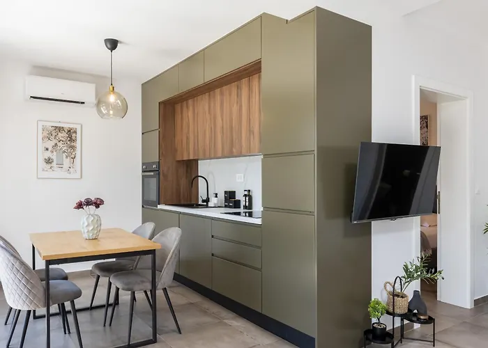 Apartament Honoris - Brand New - Private Parking - 90 M From The Beach- Terrace *